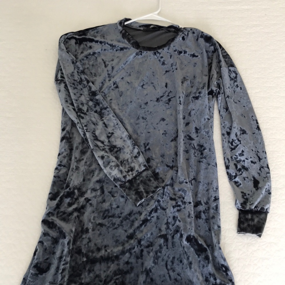 Long sleeve Velvet dress